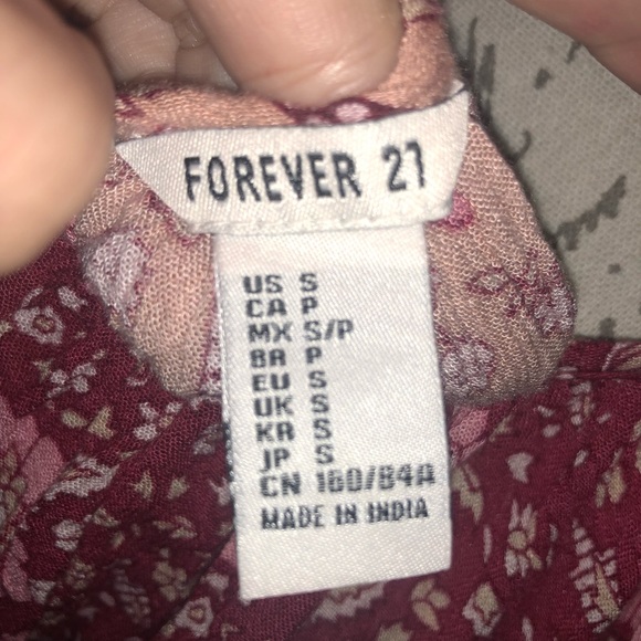 Floral cropped tank top - Picture 3 of 3